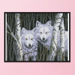 DIY 14CT Stamped Kit Needlework Cross Stitch Artwork  D317 Wolf in Forest